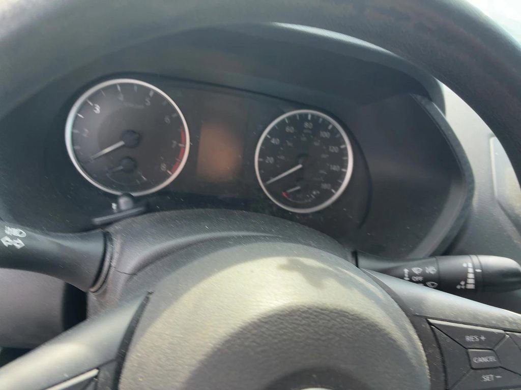 Used 2020 Nissan Sentra S image 10