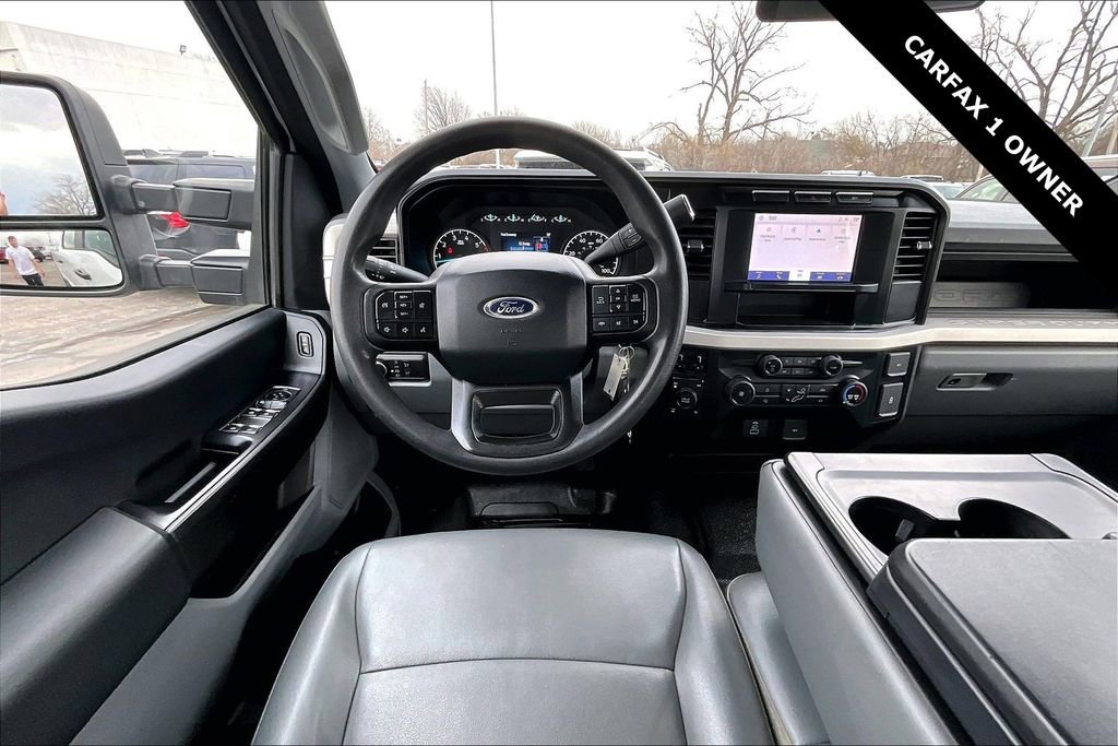 Used 2023 Ford F350 XL w/ Snow Plow Prep Package image 9
