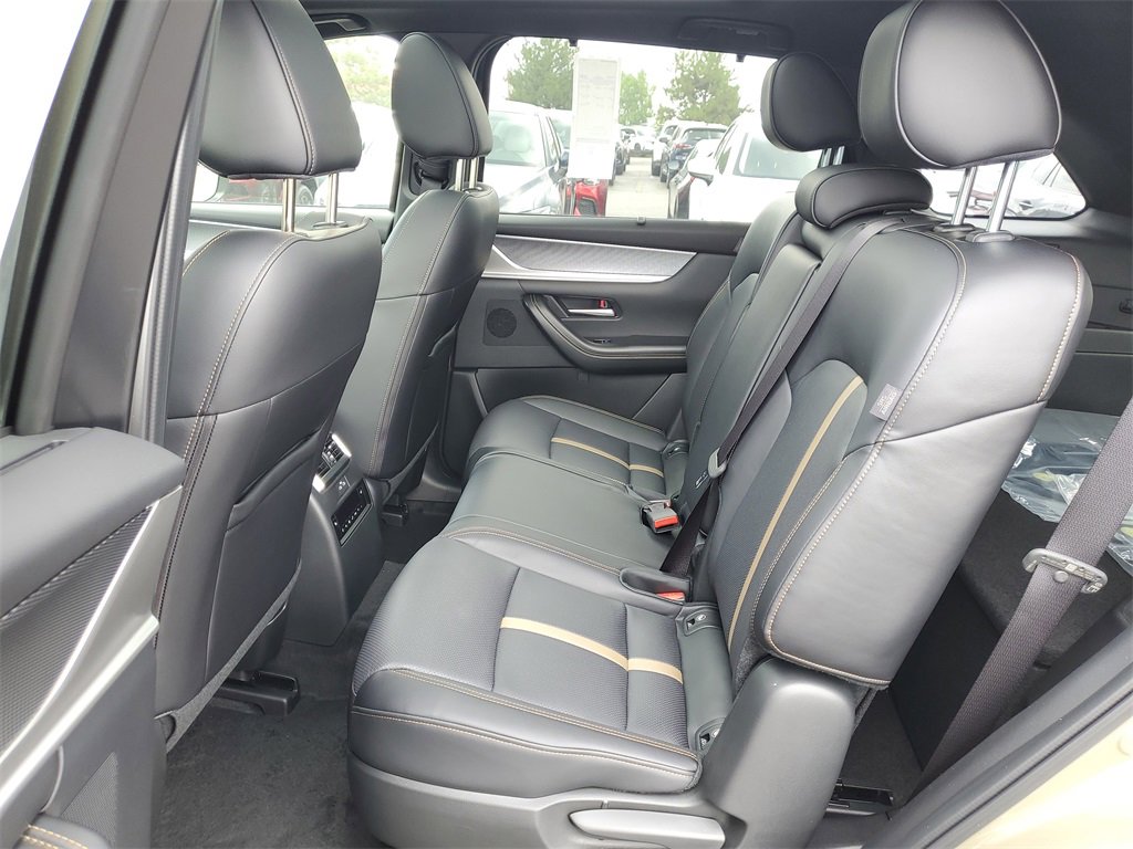 New 2025 MAZDA CX-70 3.3 Turbo w/ Premium Plus Pkg image 15