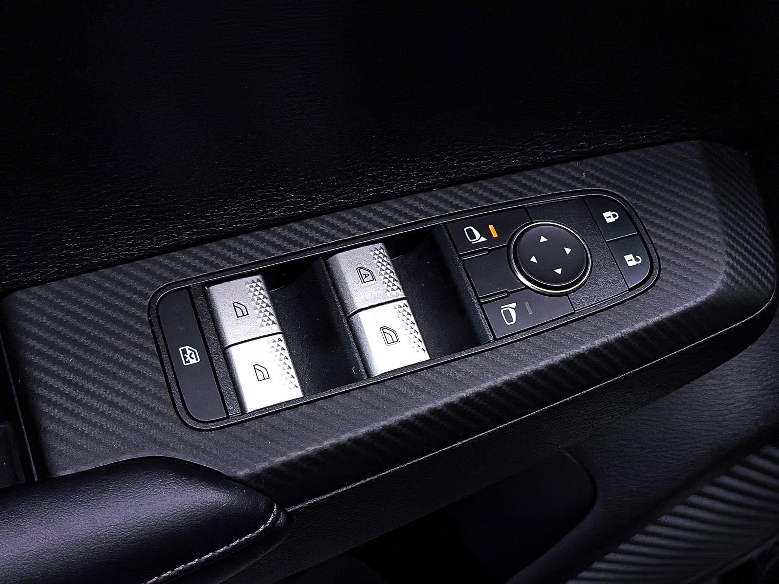 Used 2023 Mitsubishi Outlander ES FWD image 16