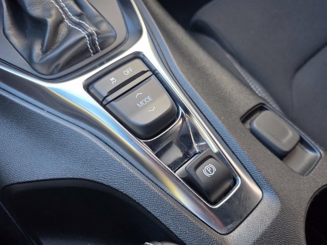 Certified 2024 Chevrolet Camaro LT RWD image 27