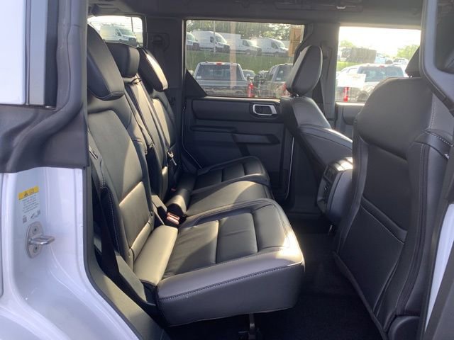 New 2026 Ford Bronco Outer Banks w/ Sasquatch Package AWD/4WD image 13