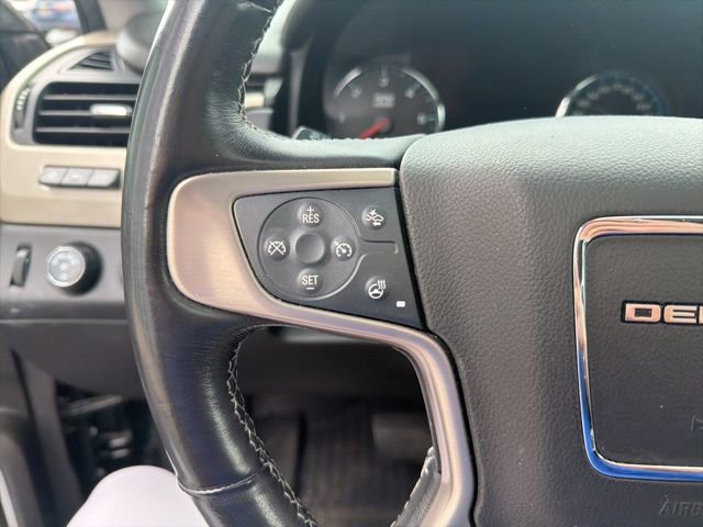 Used 2020 GMC Yukon XL Denali w/ Denali Ultimate Package AWD/4WD image 24