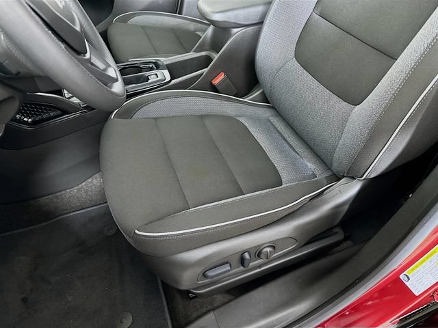 Used 2023 Chevrolet TrailBlazer LT w/ Convenience Package FWD image 24