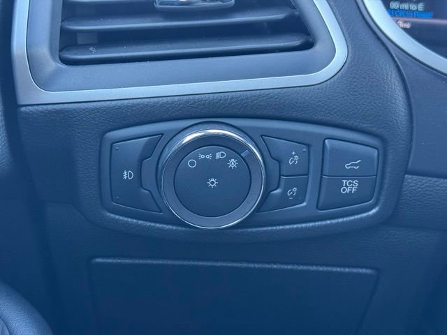 Certified 2019 Ford Edge SEL w/ Equipment Group 201A image 28