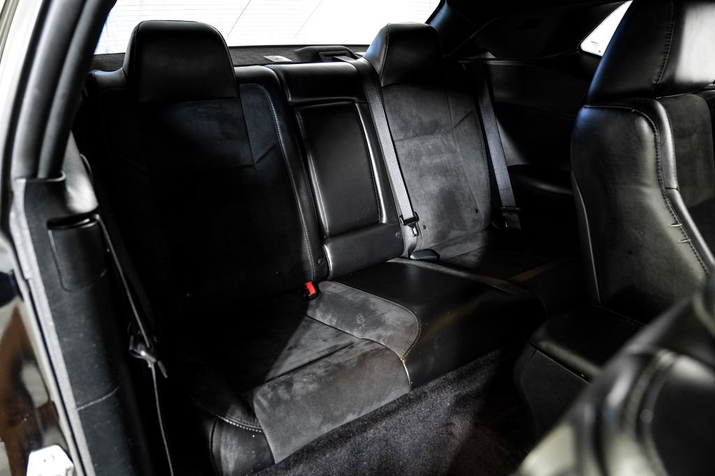 Used 2018 Dodge Challenger SXT Plus image 34