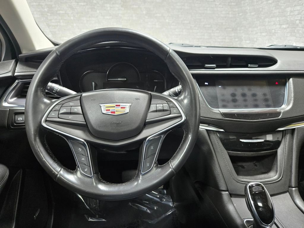 Used 2019 Cadillac XT5 Premium Luxury image 17