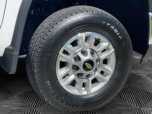Certified 2024 Chevrolet Silverado 2500 LT AWD/4WD image 25