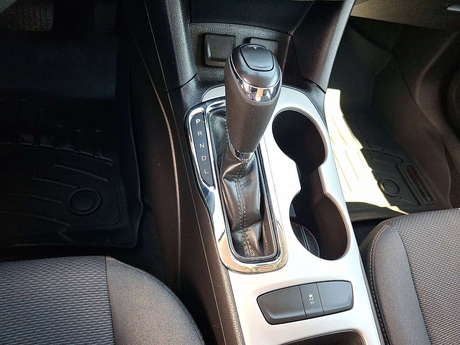 Used 2018 Chevrolet Cruze LS FWD image 16