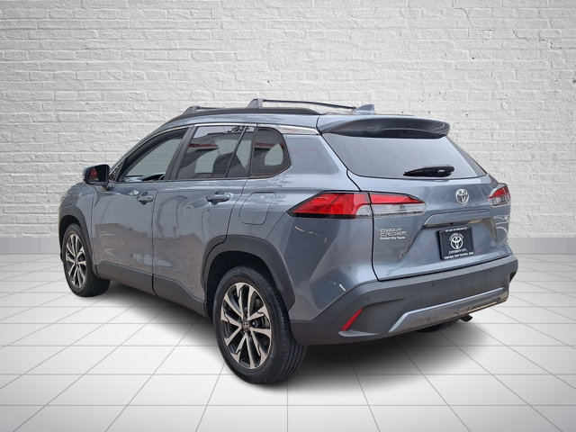 Used 2022 Toyota Corolla Cross XLE FWD image 4