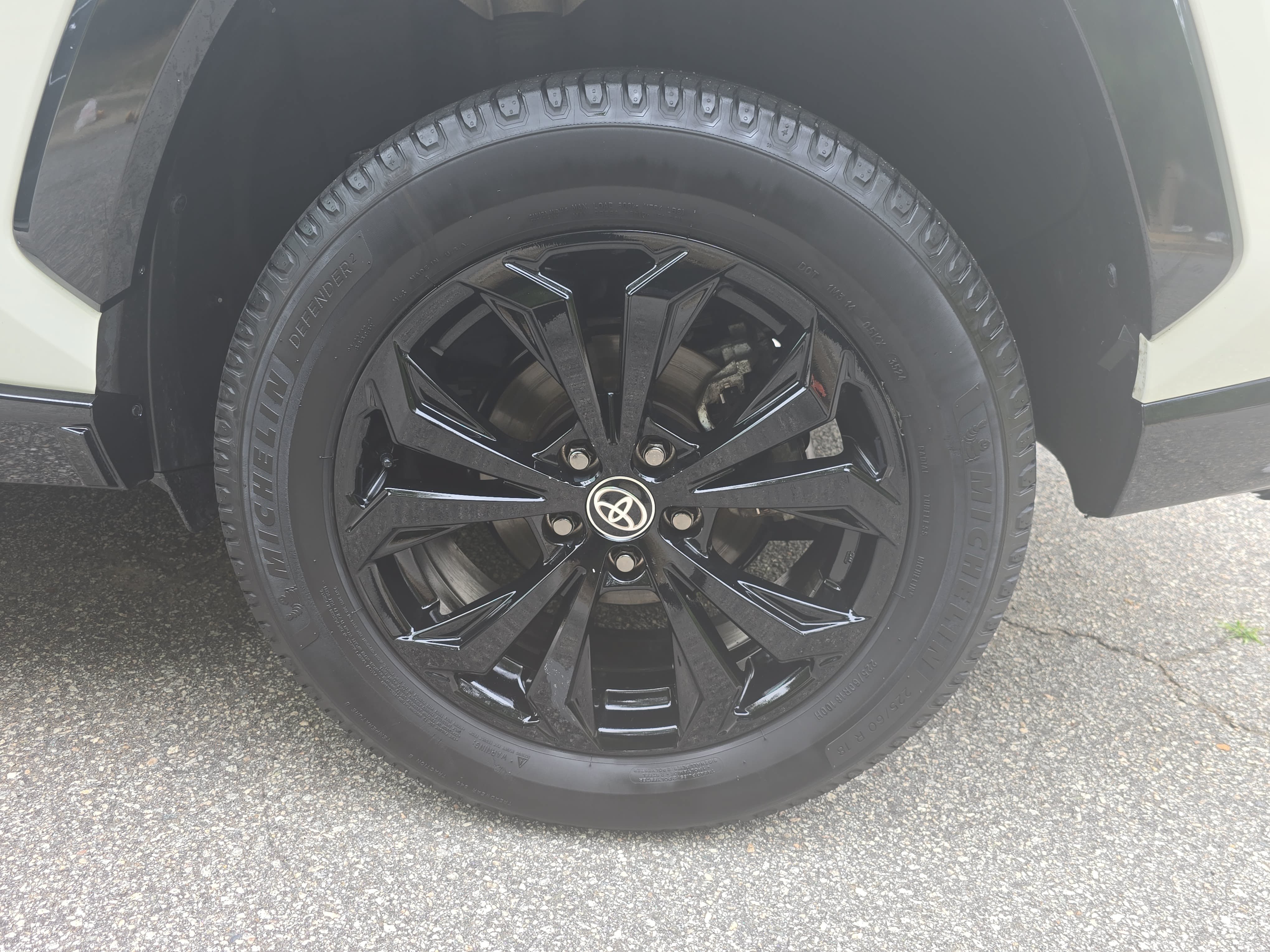 Used 2022 Toyota RAV4 XSE AWD/4WD image 32