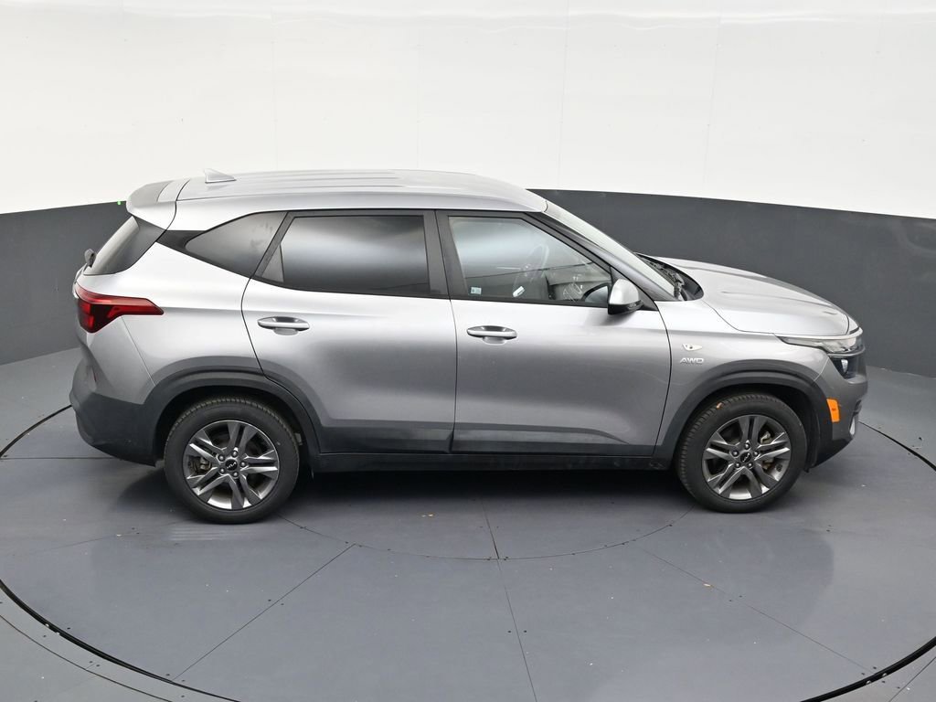 Used 2022 Kia Seltos LX AWD/4WD image 17