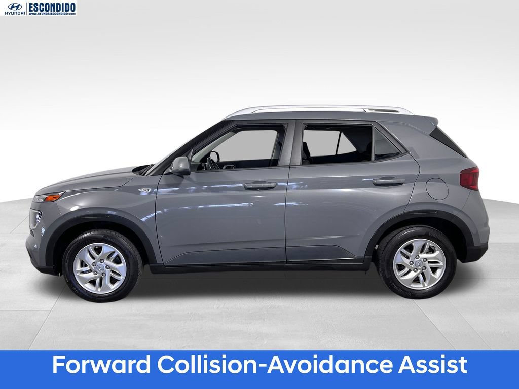 Used 2020 Hyundai Venue SEL w/ Convenience Package FWD image 2