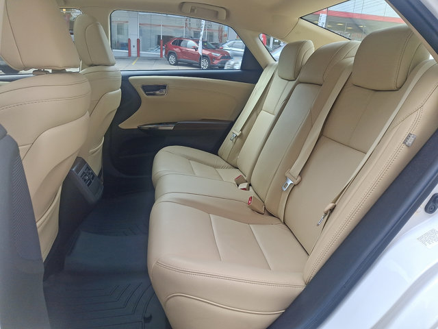 Used 2016 Toyota Avalon XLE Premium FWD image 10