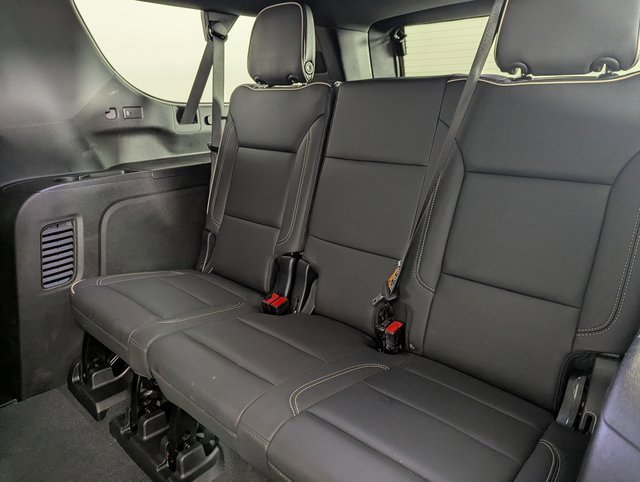 Used 2025 GMC Yukon XL Elevation image 19