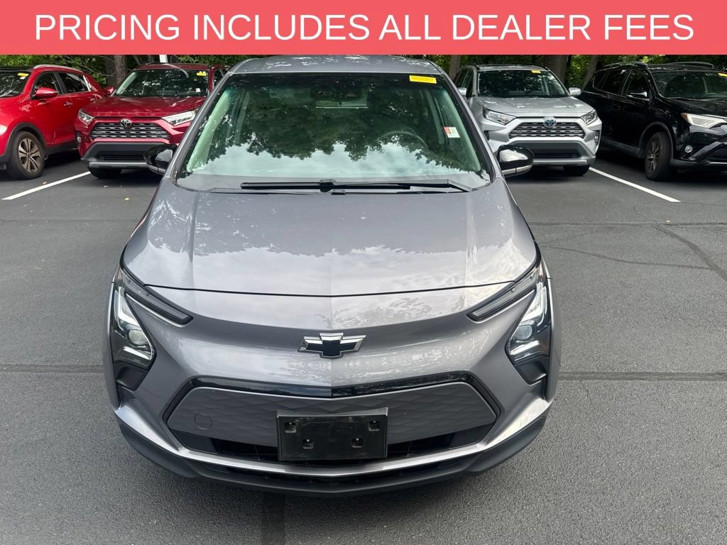 Used 2023 Chevrolet Bolt LT w/ Driver Confidence Package FWD image 2