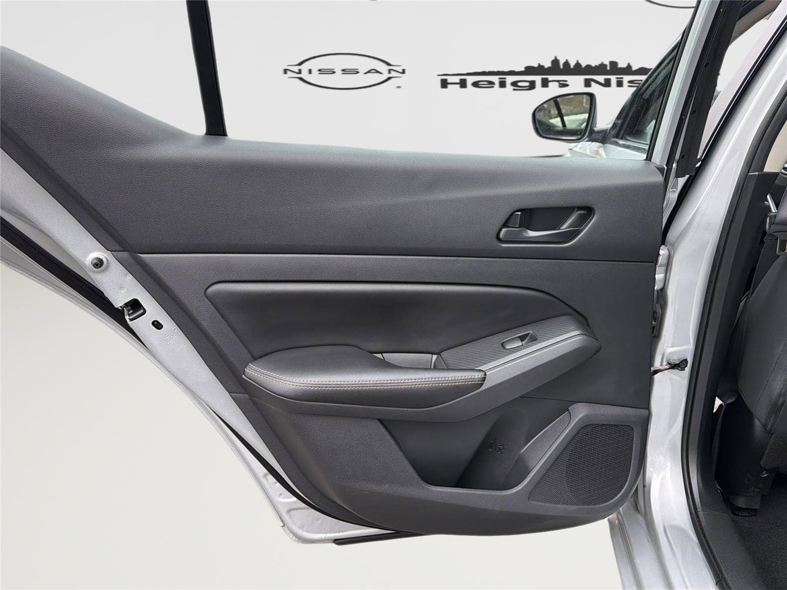 Used 2024 Nissan Altima 2.5 SV image 24