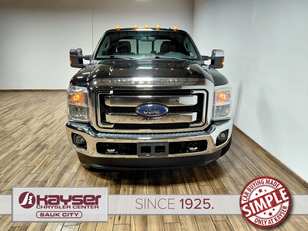Used 2016 Ford F250 Lariat w/ Lariat Ultimate Package image 3