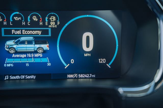 Used 2023 Ford F150 Lariat w/ FX4 Off-Road Package AWD/4WD image 53