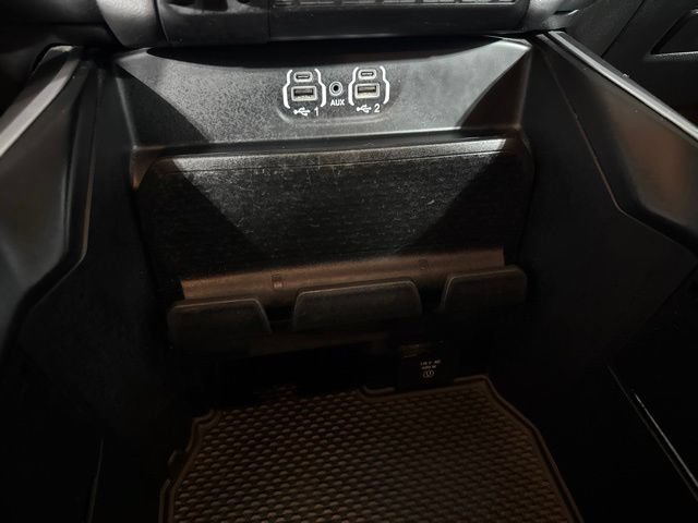 Used 2022 RAM 3500 Big Horn w/ Level C Equiment Group AWD/4WD image 15