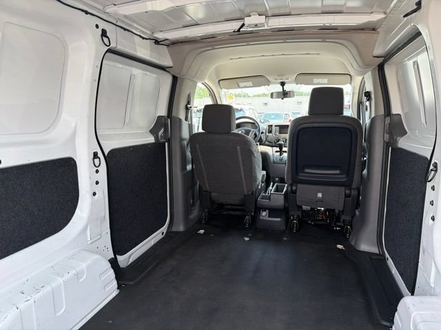 Used 2020 Nissan NV200 SV w/ Back Door Glass Package FWD image 17