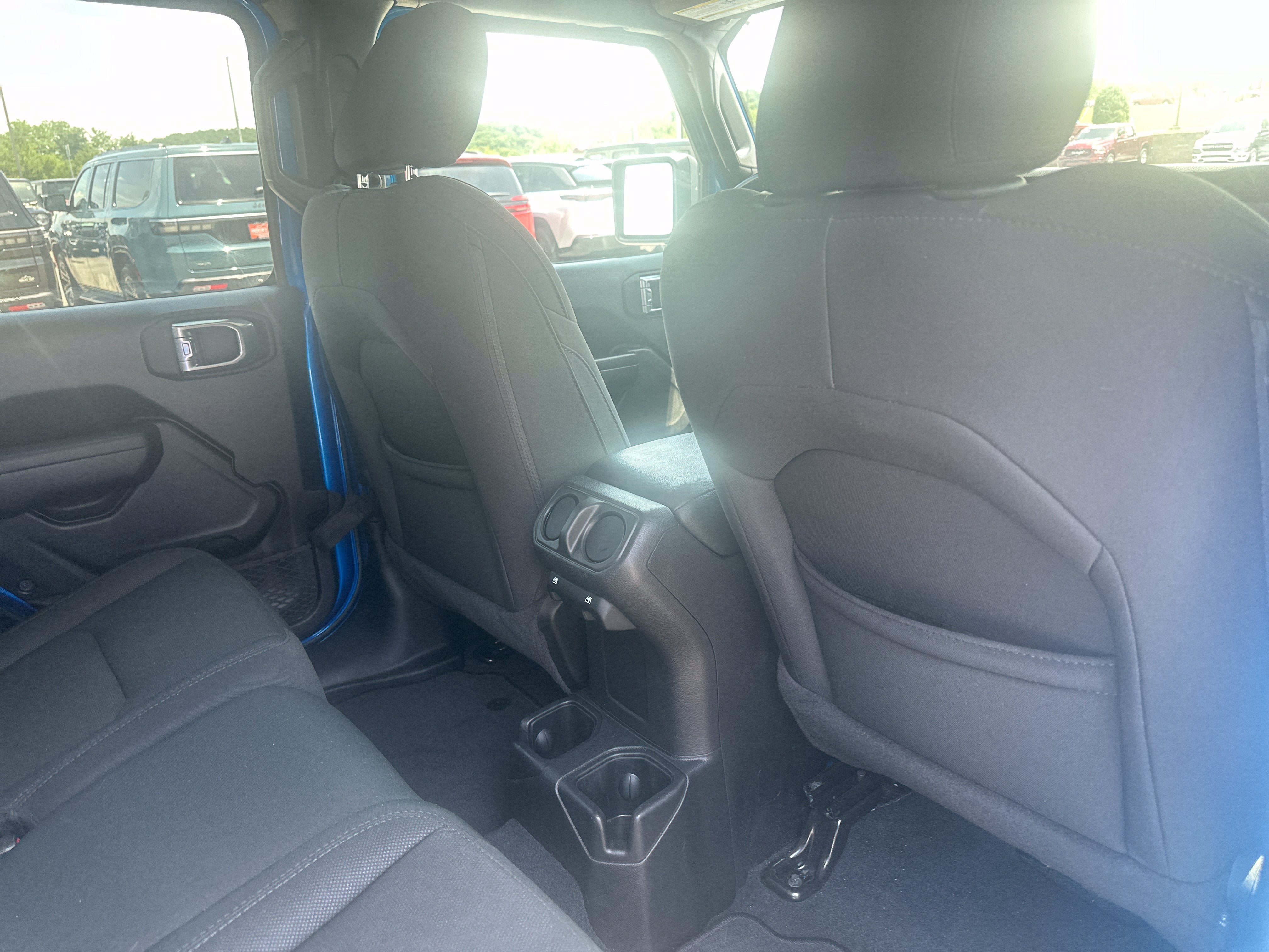 Used 2022 Jeep Gladiator Sport AWD/4WD image 26