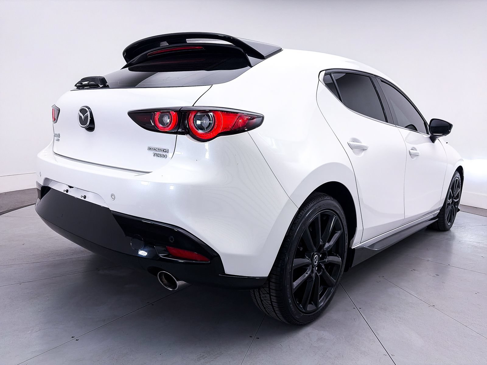 Used 2023 MAZDA MAZDA3 Hatchback w/Premium Plus Pkg AWD/4WD image 17