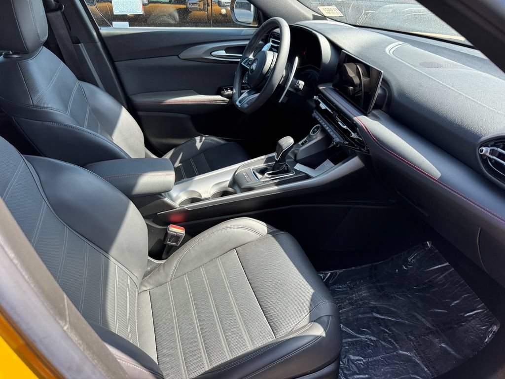 Used 2024 Dodge Hornet R/T Plus w/ R/T Blacktop Package AWD/4WD image 3
