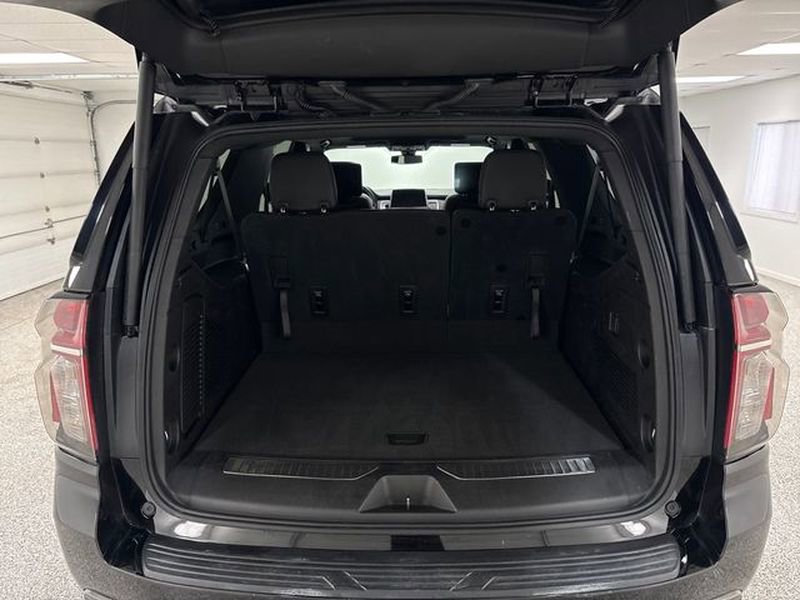 Used 2021 Chevrolet Suburban RST w/ Rear Media and Nav Package AWD/4WD image 29