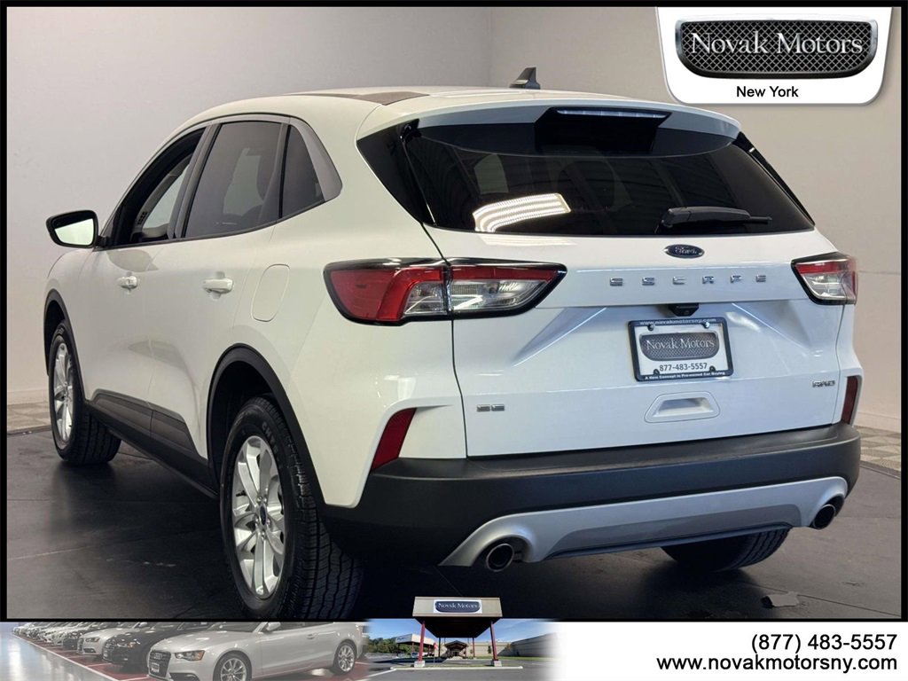 Used 2022 Ford Escape SE w/ Convenience Package image 6