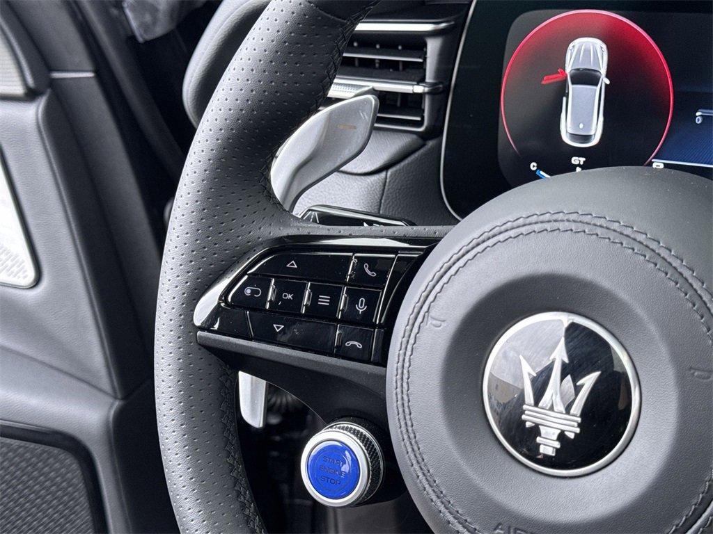 New 2024 Maserati Grecale GT image 14