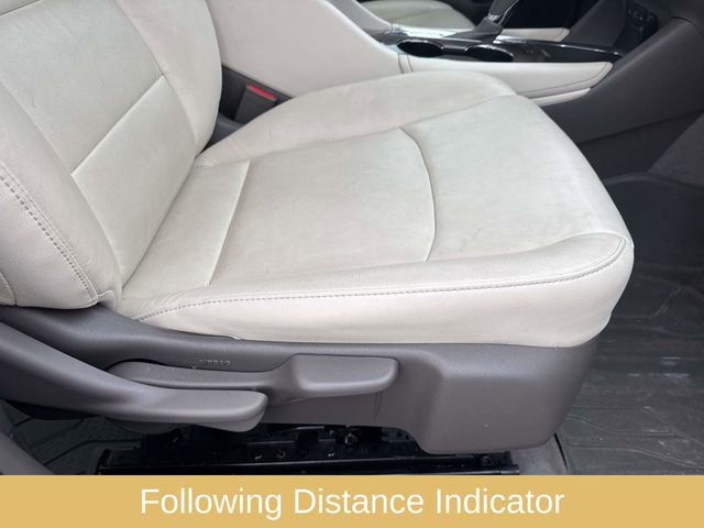 Used 2020 Chevrolet Malibu LT w/ Leather Package image 18