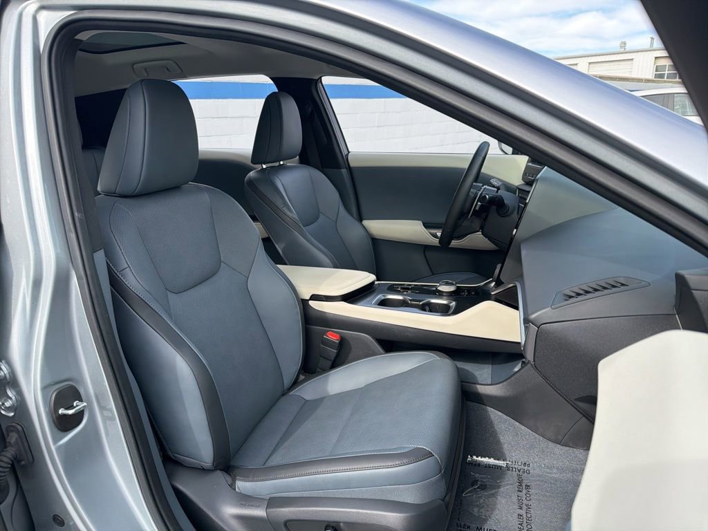 Used 2023 Lexus RZ 450e Premium image 24
