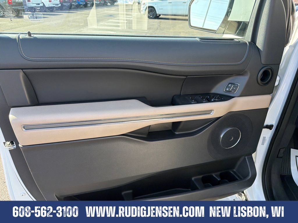 Used 2024 Ford Expedition Max XLT AWD/4WD image 10
