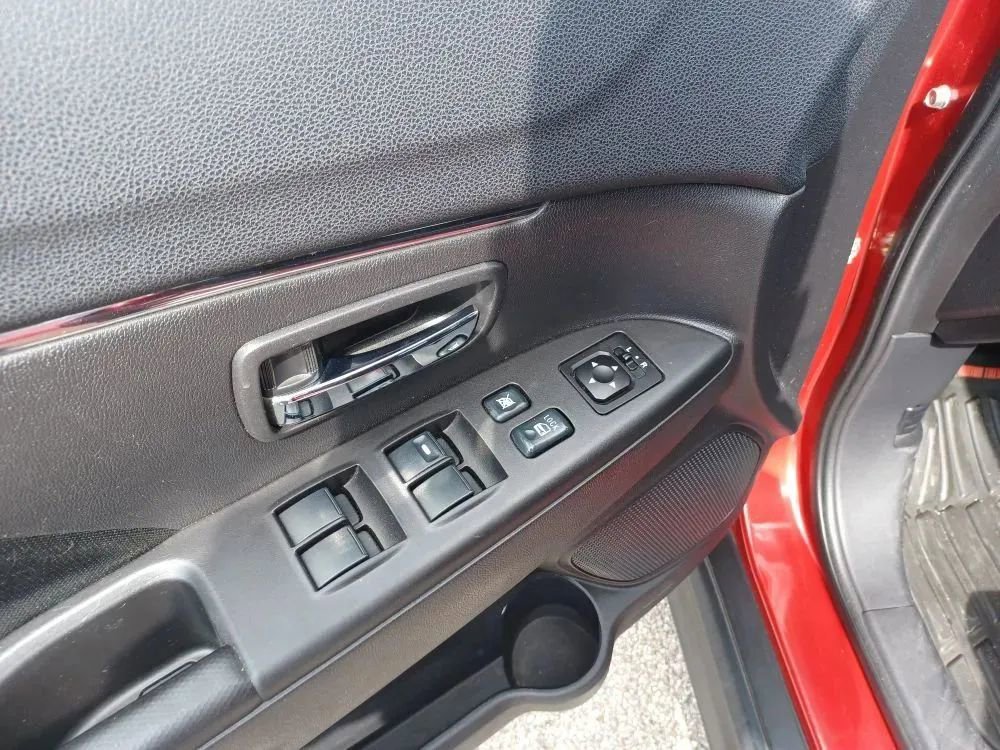 Used 2013 Mitsubishi Outlander Sport SE image 9