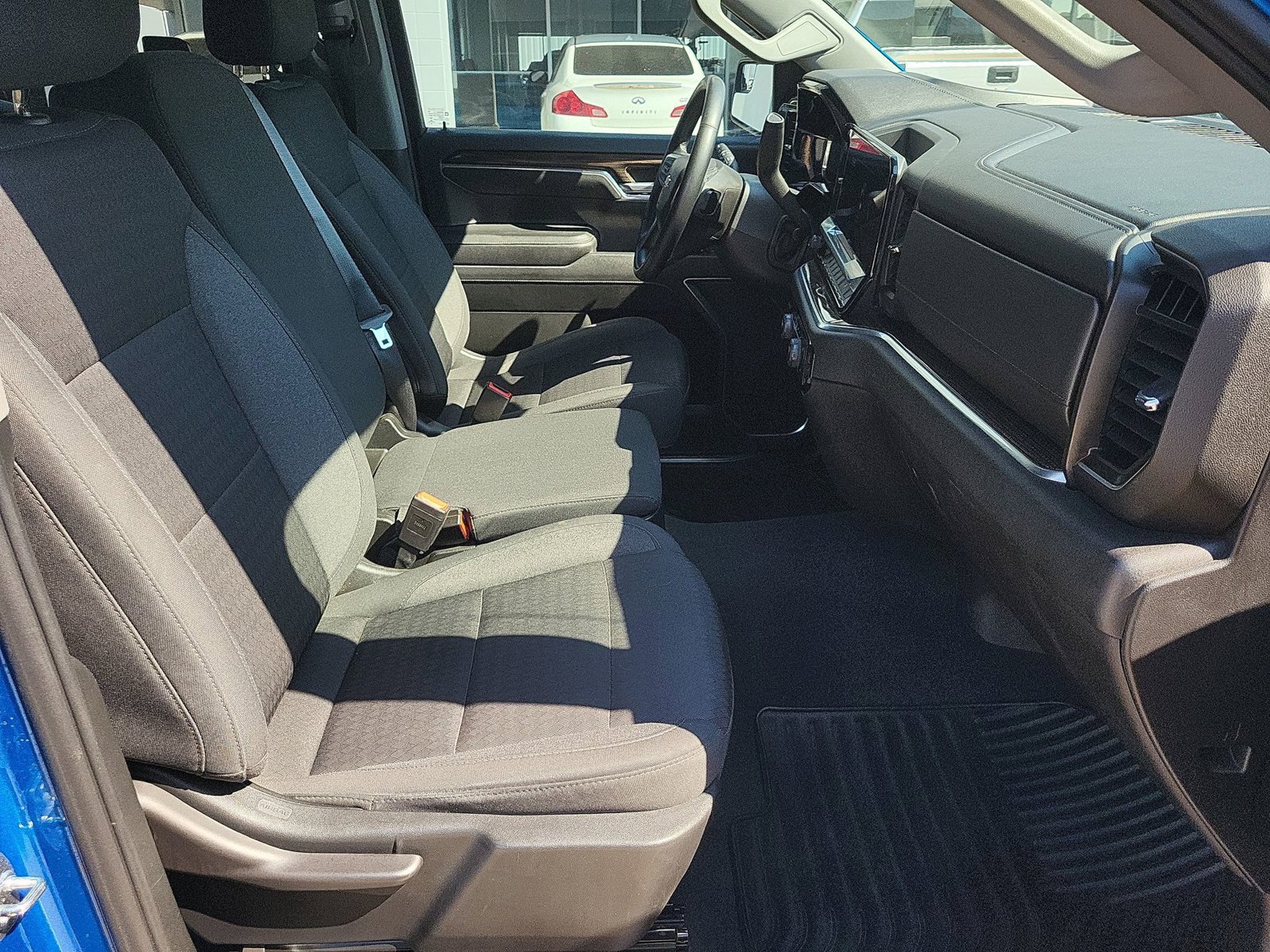 Used 2023 Chevrolet Silverado 1500 LT RWD image 26