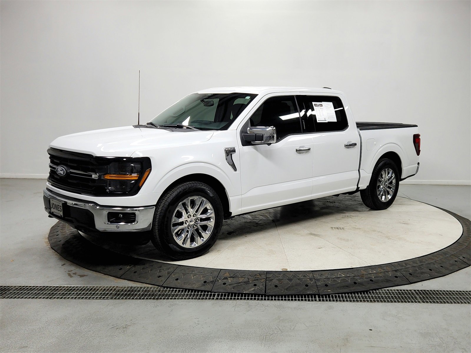Used 2024 Ford F150 XLT w/ Equipment Group 302A MID image 3