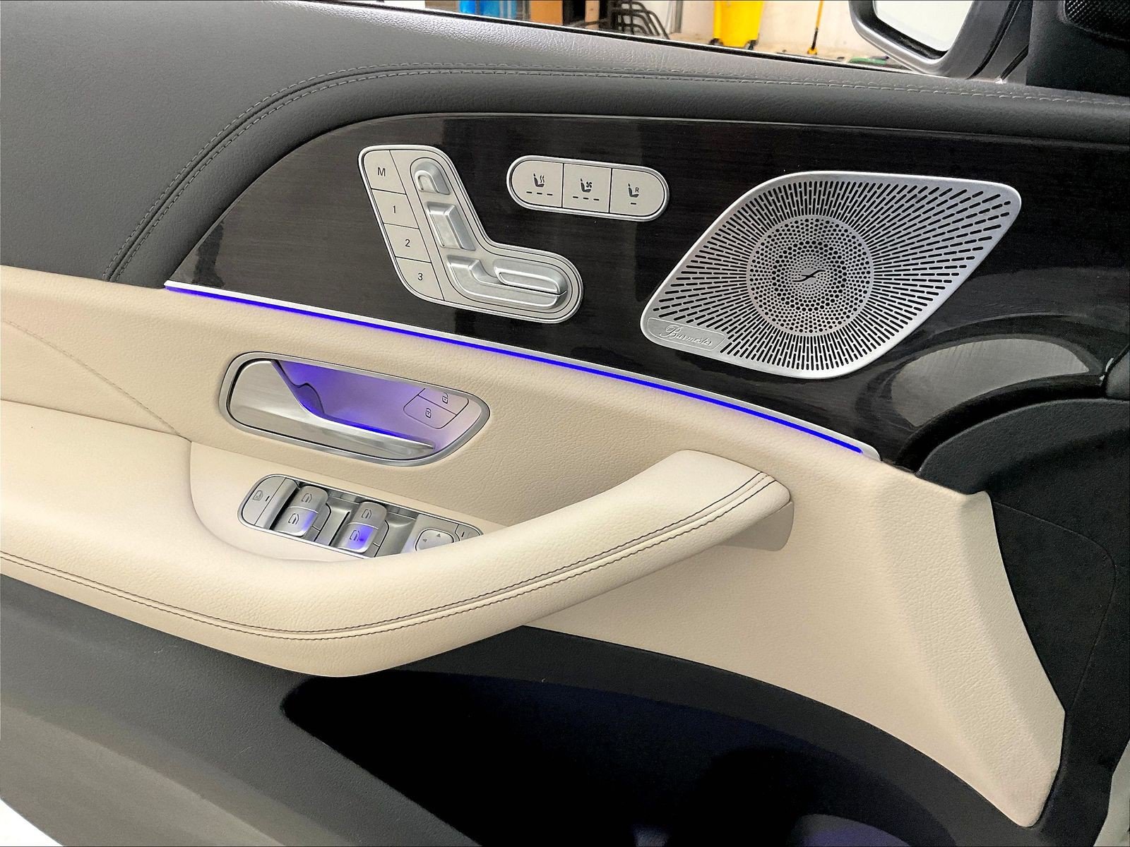 Certified 2020 Mercedes-Benz GLE 580 4MATIC image 38
