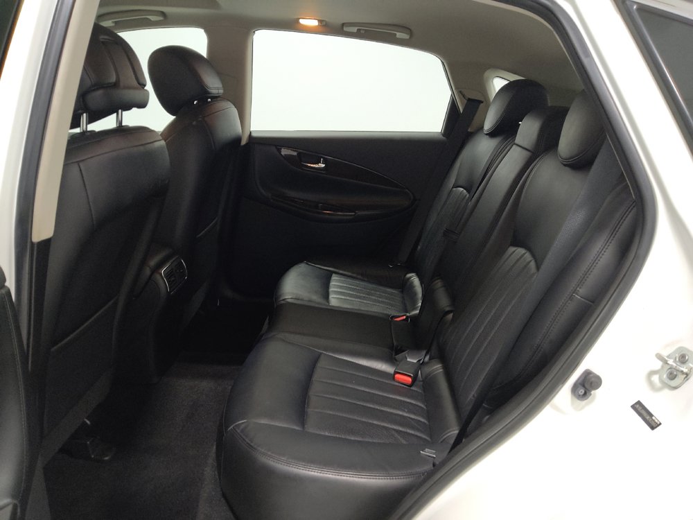 Used 2016 INFINITI QX50 AWD w/ Deluxe Touring Package image 18