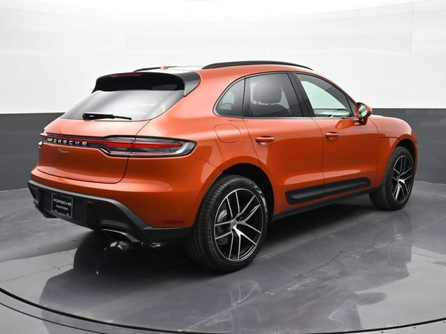 Certified 2025 Porsche Macan image 23