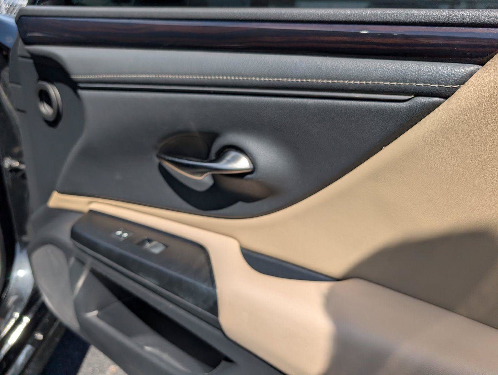 Used 2021 Lexus ES 350 w/ Premium Package FWD image 39