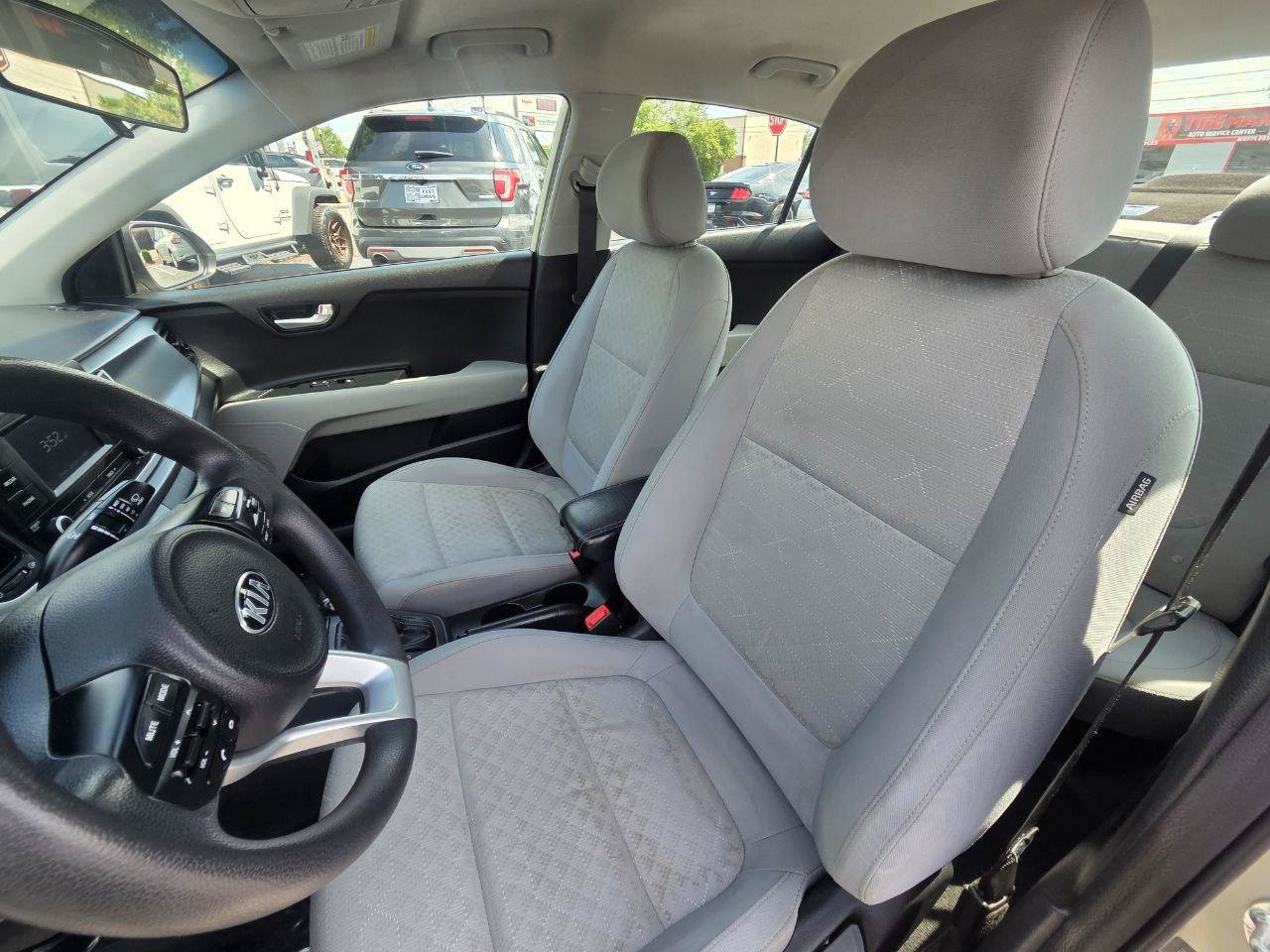 Used 2018 Kia Rio S FWD image 12