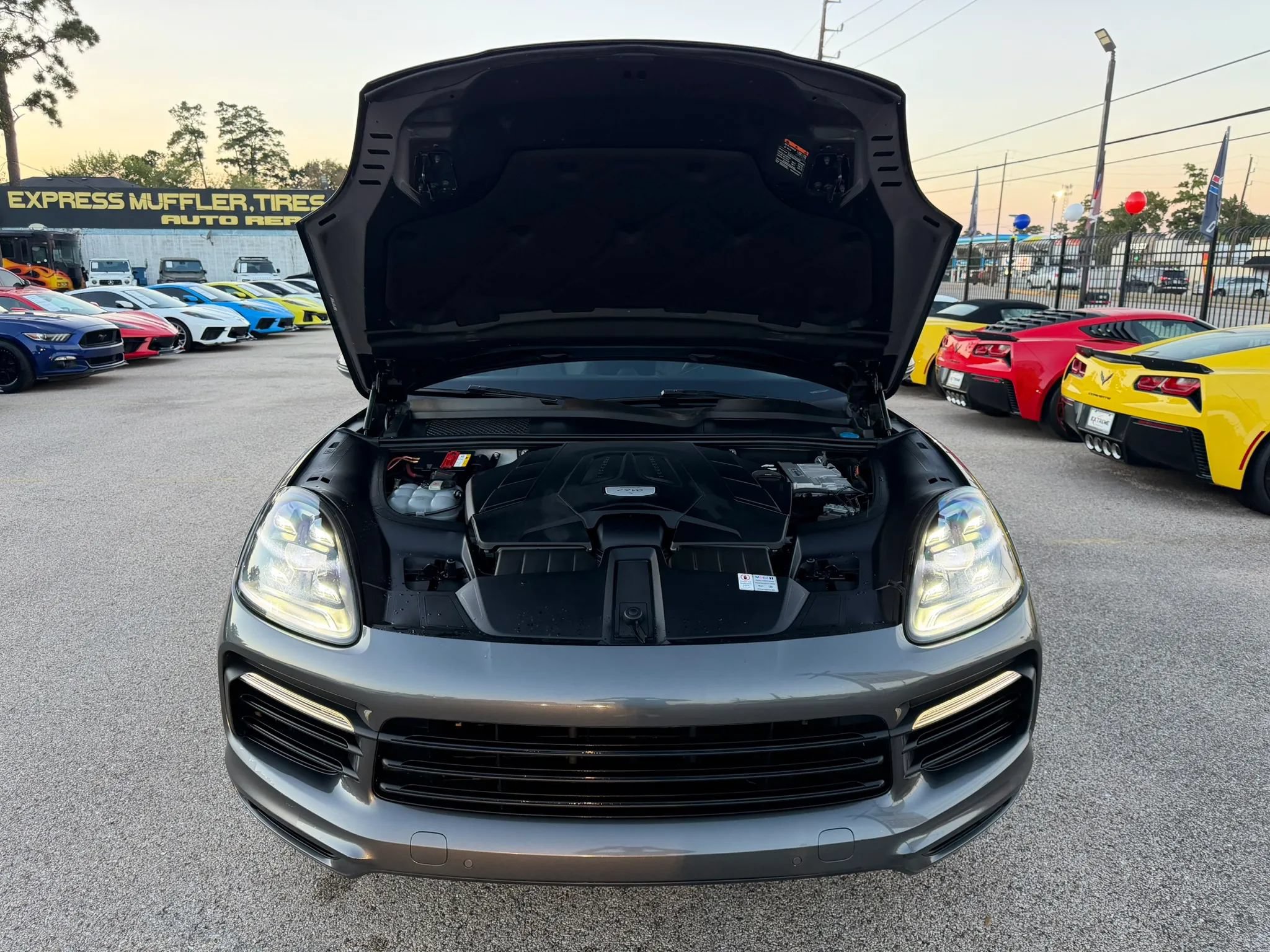 Used 2019 Porsche Cayenne S AWD/4WD image 46