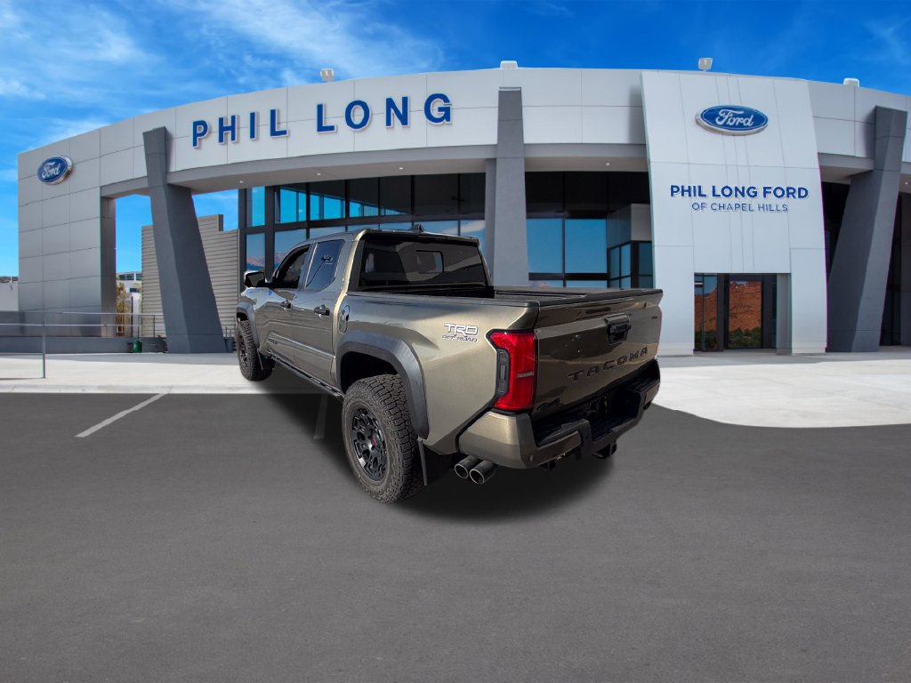 Used 2024 Toyota Tacoma TRD Off-Road w/ TRD Off Road Premium Package AWD/4WD image 3