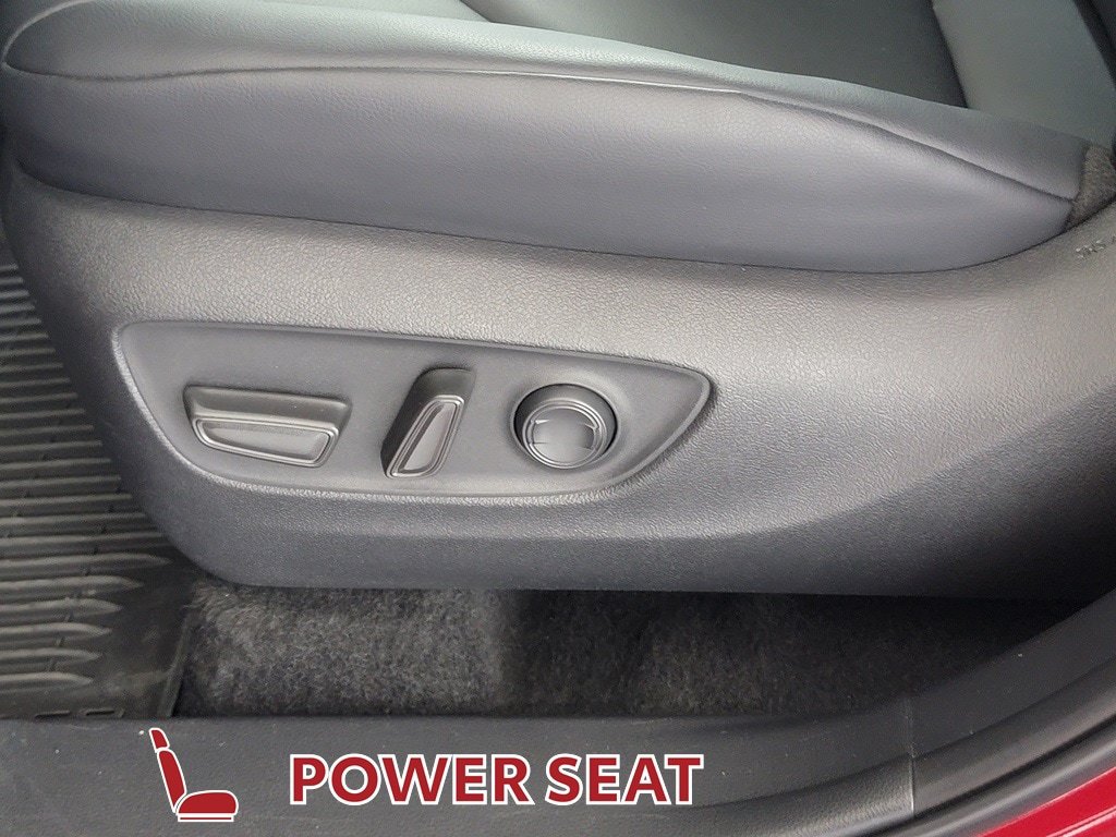 Certified 2026 Toyota Highlander XLE AWD/4WD image 15