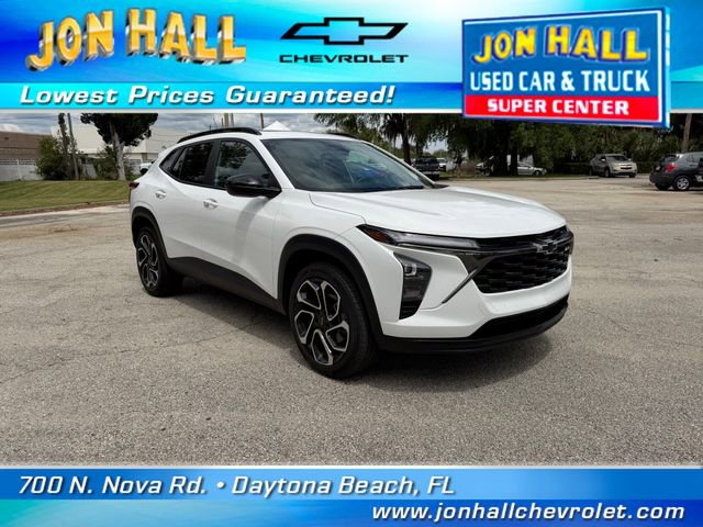 Used 2024 Chevrolet Trax RS w/ Sunroof Package FWD image 1