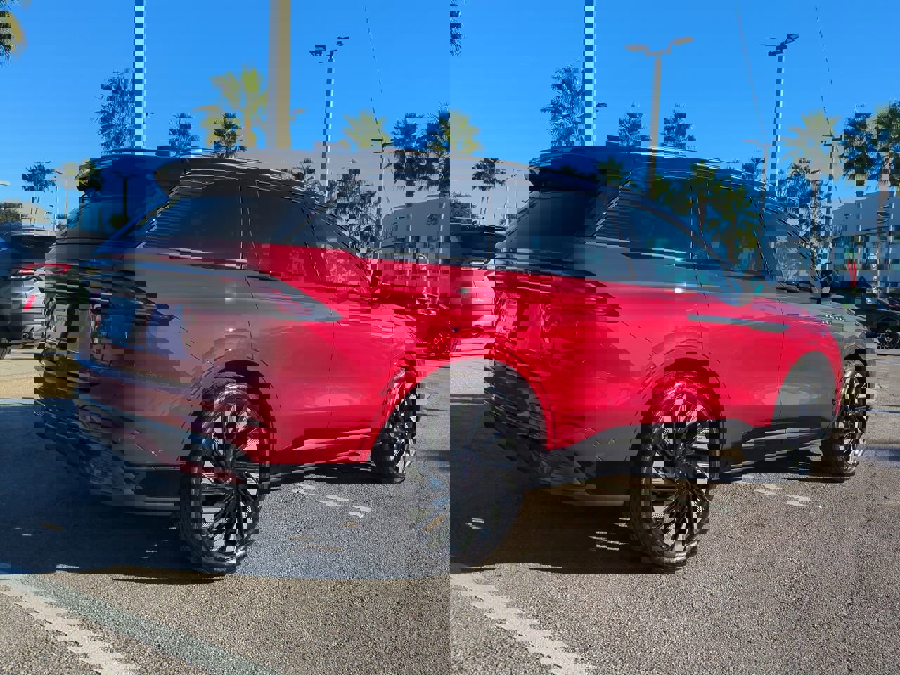 Certified 2024 Lincoln Nautilus Reserve w/ Jet Appearance Package (87T) image 4