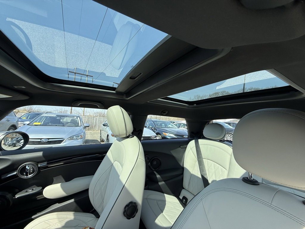 Used 2022 MINI Cooper SE image 27