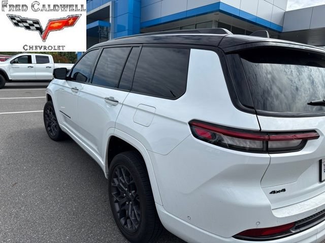Used 2024 Jeep Grand Cherokee L Summit w/ High Altitude Package AWD/4WD image 4