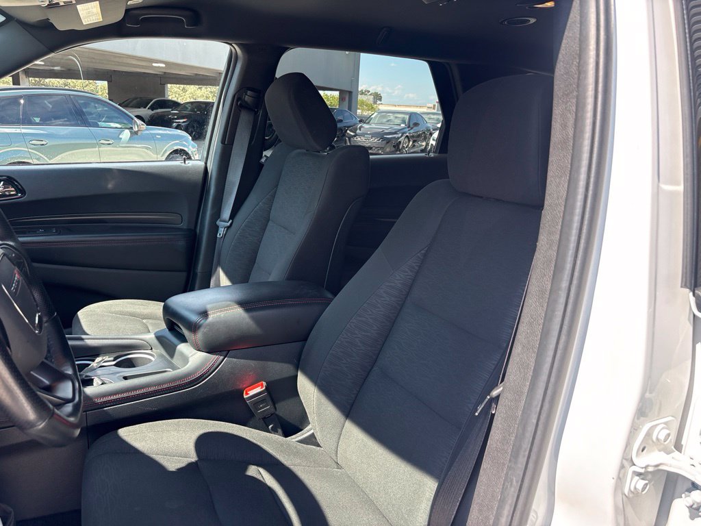 Used 2025 Dodge Durango GT RWD image 14